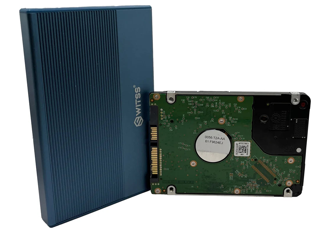 The enclosure standing upright next to a bare 2.5 inch drive, with the SATA connector on its short side